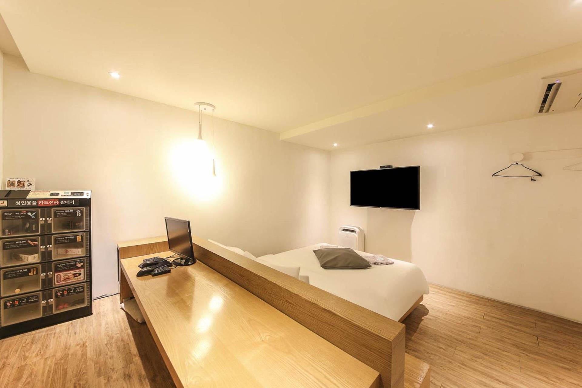 Hotel Yaja Sasang Terminal Пусан Екстериор снимка